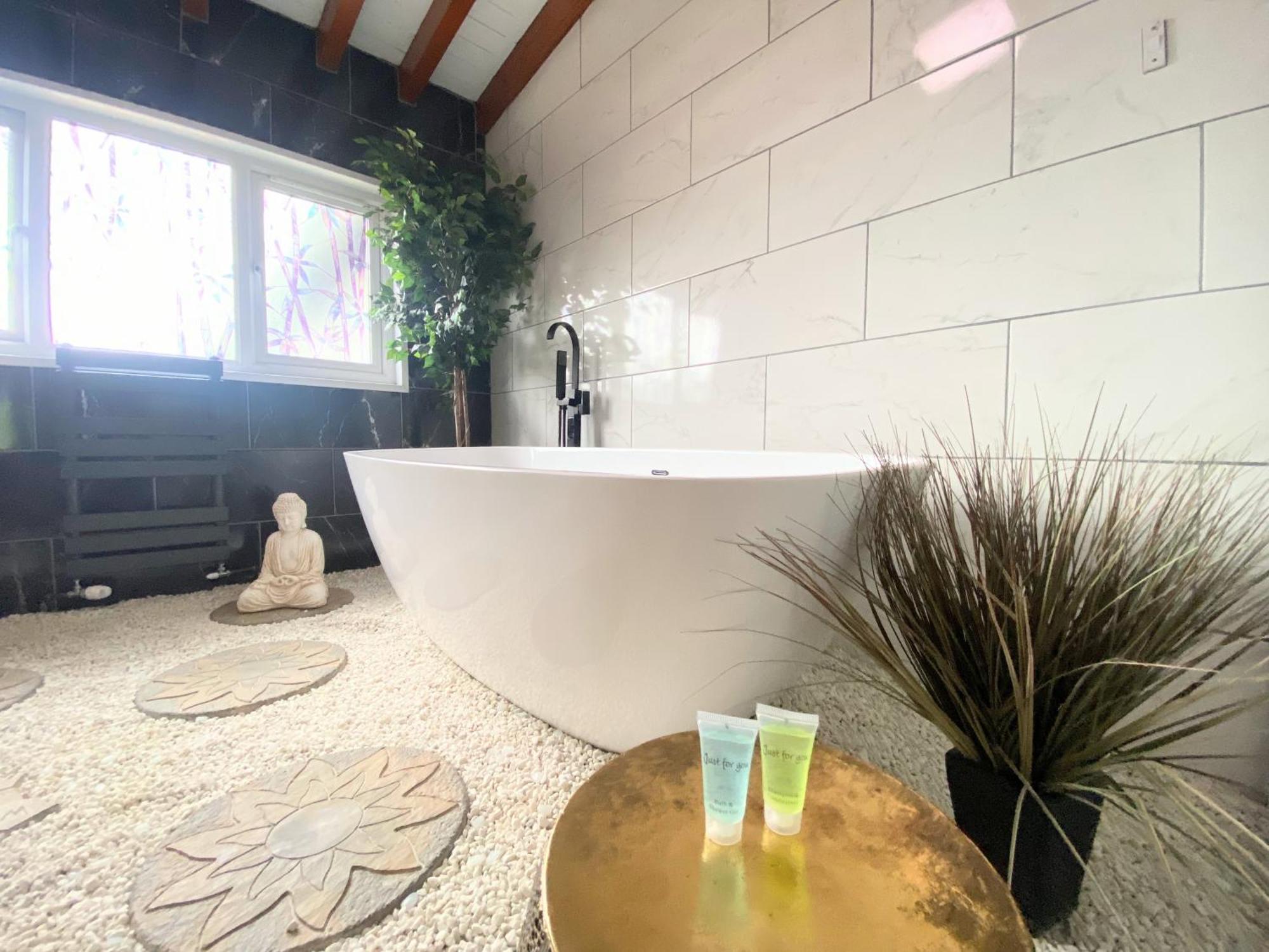 Kaoglen Zen-Feature Bath-Dunkeld-Route 500 Villa Balnald ภายนอก รูปภาพ