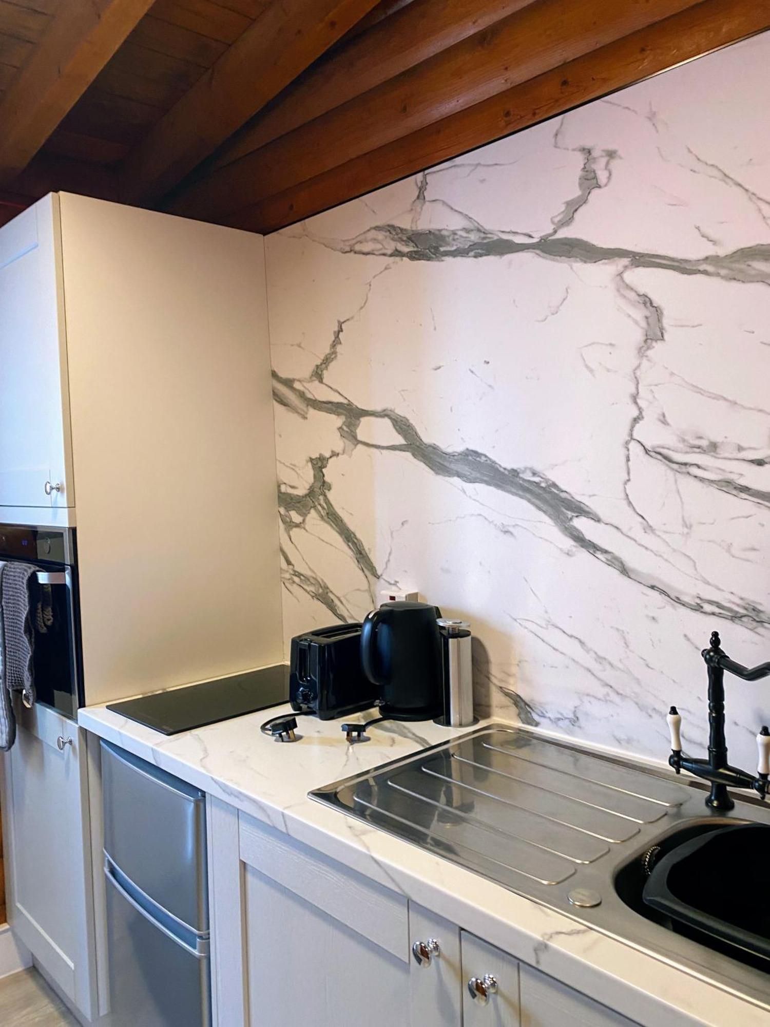Kaoglen Zen-Feature Bath-Dunkeld-Route 500 Villa Balnald ภายนอก รูปภาพ